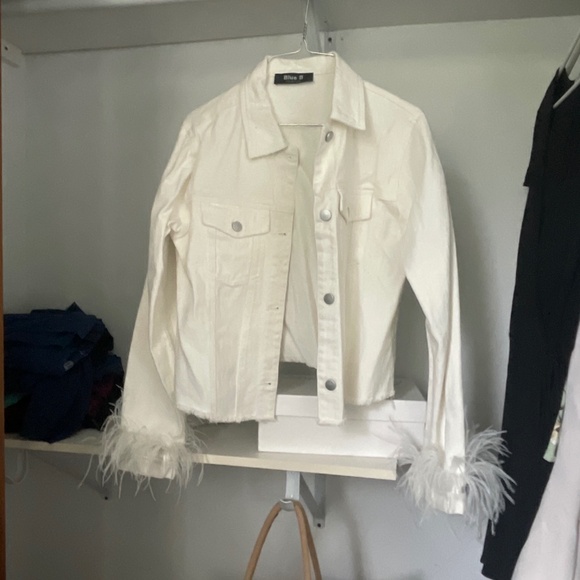 Jean jacket with feathers bridal - Picture 1 of 1